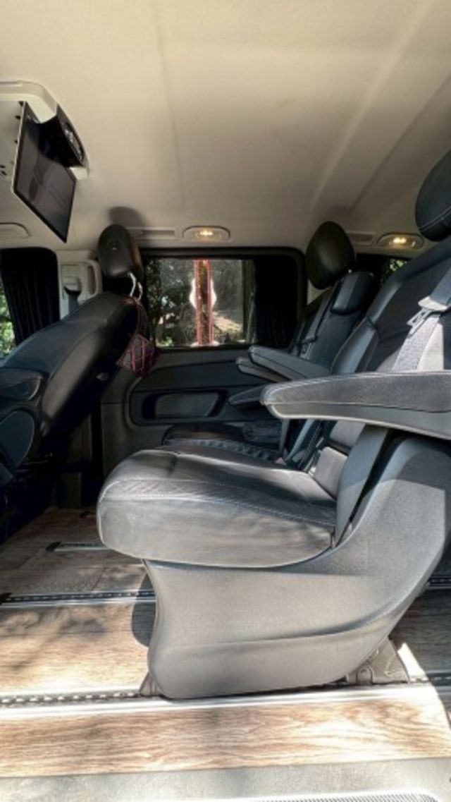BENZ V220d/360環景/雙電滑門/電尾門/怠速熄火/定速/第三排座椅/雙區恆溫空調/後座恆溫空調  第15張相片