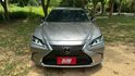 LEXUS ES200/I-KEY/360度環景/跟車系統/循跡防滑/怠速熄火/雙前電熱椅/雙前電動座椅/天窗  第3張縮圖