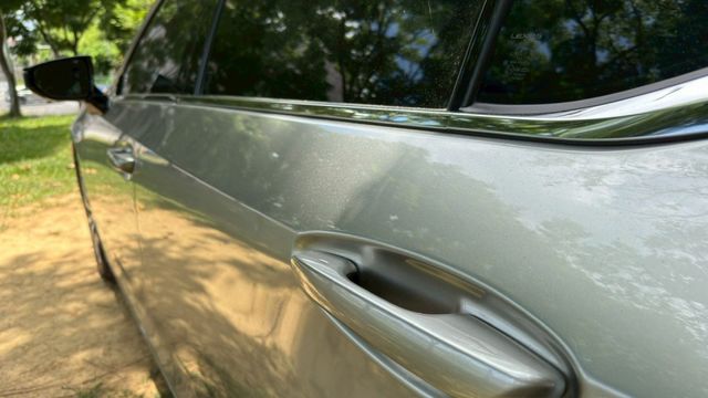 LEXUS ES200/I-KEY/360度環景/跟車系統/循跡防滑/怠速熄火/雙前電熱椅/雙前電動座椅/天窗  第9張相片