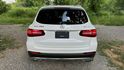 BENZ GLC300/I-KEY/倒車顯影/循跡防滑/電尾門/雙前電動座椅+電熱椅+通風座椅/全景天窗/怠速熄火/定速  第6張縮圖