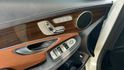BENZ GLC300/I-KEY/倒車顯影/循跡防滑/電尾門/雙前電動座椅+電熱椅+通風座椅/全景天窗/怠速熄火/定速  第17張縮圖