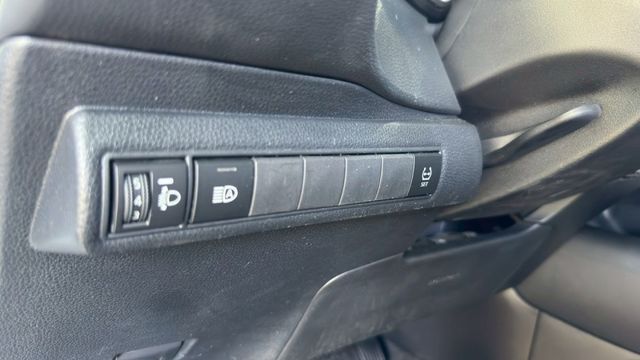 TOYOTA ALTIS/油電/I-KEY/倒車顯影/盲點偵測/跟車系統/恆溫空調/循跡防滑/胎壓偵測/電動後視鏡  第15張相片