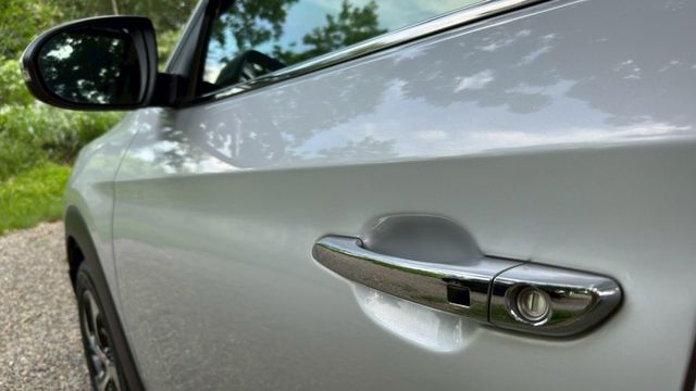 Hyundai Tucson/I-KEY/循跡防滑/電尾門/全景天窗/電動座椅/雙區恆溫空調/電動後視鏡/後座出風口  第9張相片
