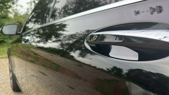 BENZ GLC300/I-KEY/倒車顯影/電尾門/盲點偵測/雙前電動座椅/循跡防滑/怠速熄火/全景天窗/定速  第10張相片