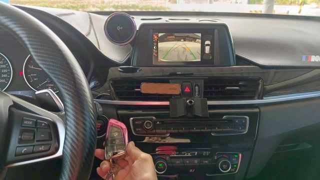BMW X1/I-KEY/倒車顯影/記憶電動座椅/電尾門/電動後視鏡/電子手煞車/摸門/雙區恆溫空調  第14張相片