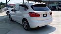 BMW 218i/I-KEY/電尾門/雙前電動座椅/怠速熄火/電動後視鏡/摸門/電子手煞車/雙區恆溫空調  第7張縮圖