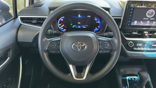 TOYOTA ALTIS/油電/I-KEY/倒車顯影/盲點偵測/跟車系統/恆溫空調/循跡防滑/胎壓偵測/電動後視鏡  第14張相片