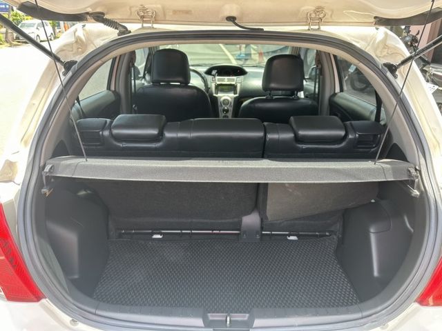 YARIS  第5張相片
