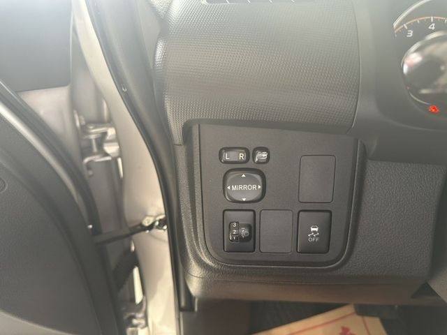 2015 TOYOTA WISH 7人座 大空間 安卓機 ikey  第7張相片