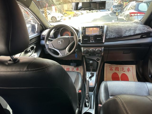 2014 Toyota Yaris 原廠導航 倒車顯影 小車好方便  第5張相片