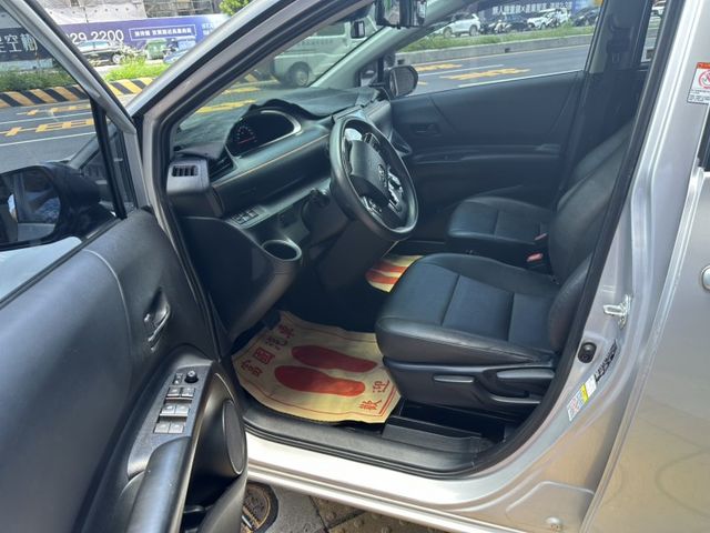 Toyota Sienta 認證車  第3張相片