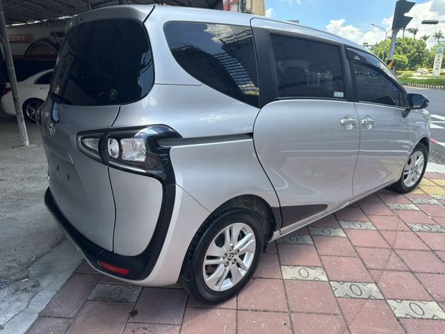 Toyota Sienta 認證車  第5張相片