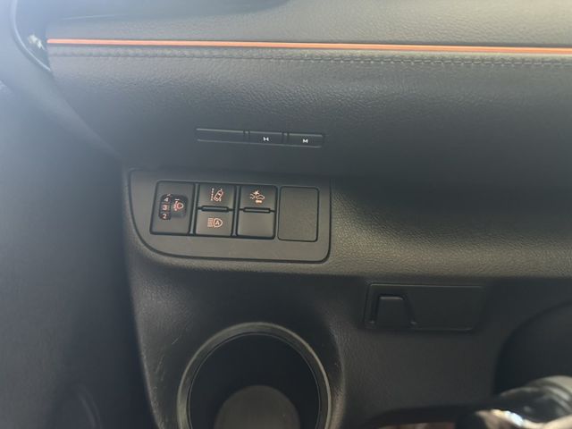 Toyota Sienta 認證車  第12張相片