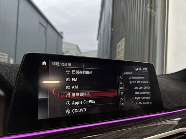 BMW寶馬 530I  第8張相片