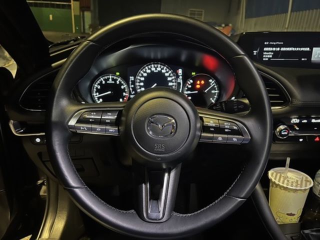 MAZDA馬自達 MAZDA 3  第8張相片