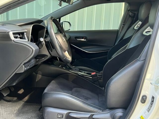 TOYOTA豐田 AURIS  第3張相片