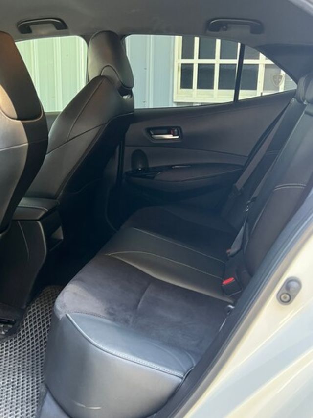 TOYOTA豐田 AURIS  第4張相片