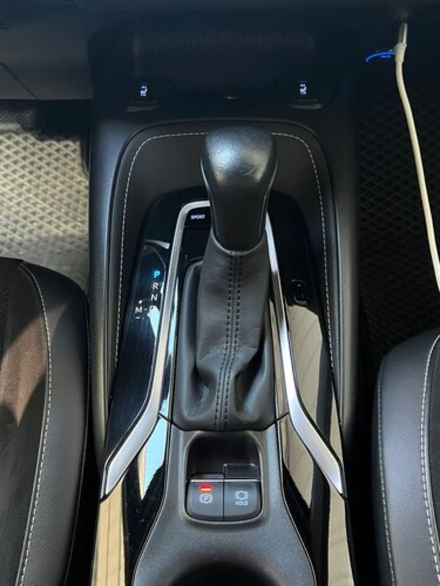 TOYOTA豐田 AURIS  第8張相片