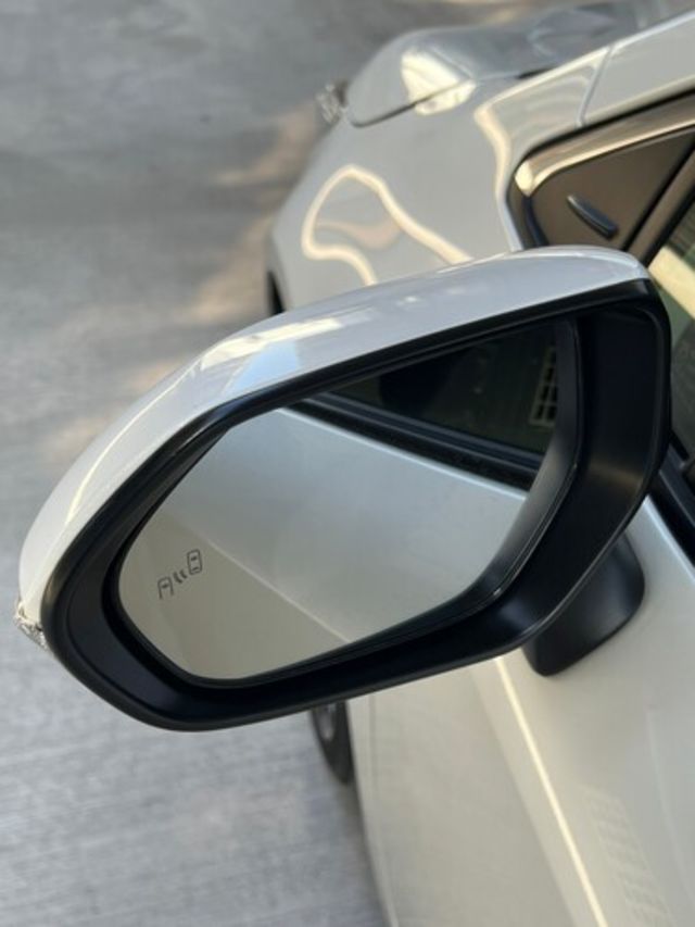 TOYOTA豐田 AURIS  第10張相片
