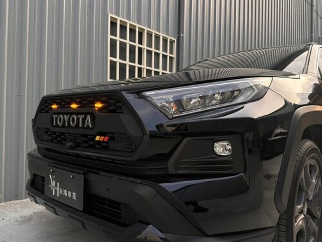 TOYOTA豐田 RAV4  第4張相片