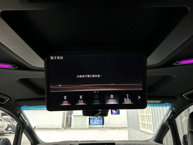 LEXUS凌志 LM300H  第13張相片