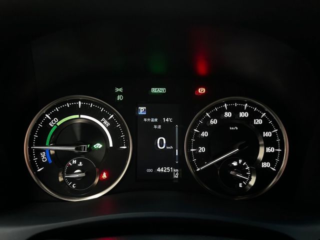 LEXUS凌志 LM300H  第27張相片