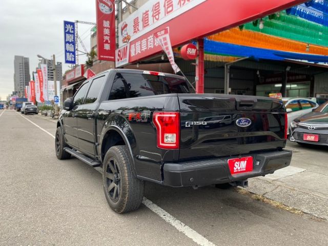 福特F150猛禽  市場稀有  實車在店  第16張相片