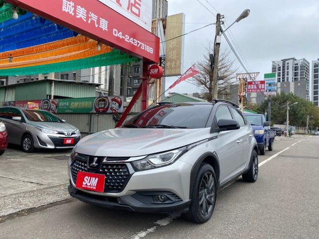 優質小休旅  車況優大空間 全額貸 低月付  第1張相片