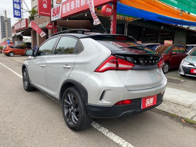 優質小休旅  車況優大空間 全額貸 低月付  第4張相片