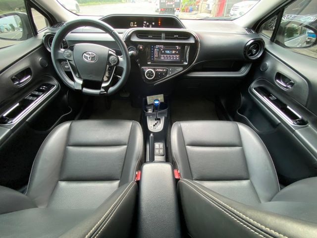 新手買車 TOYOTA 油耗低 油電混合 定速 i-key  第5張相片