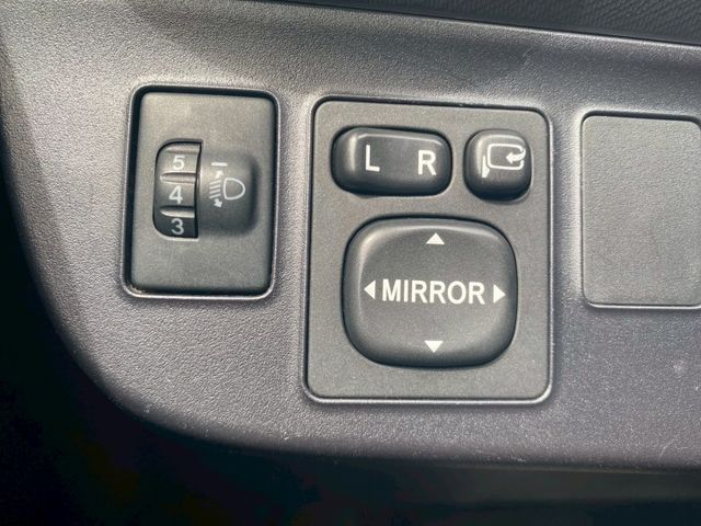 油電車 油電混合  省油 通勤族 定速 i-key  TOYOTA 5人座  第4張相片