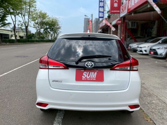 新手買車 TOYOTA 電動後視鏡 ABS 省油 通勤族  第16張相片