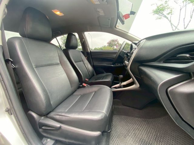 TOYOTA 轎車  通勤族  代步車 便宜賣  第6張相片