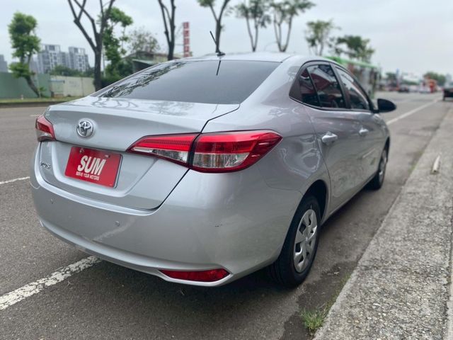 TOYOTA 轎車  通勤族  代步車 便宜賣  第10張相片