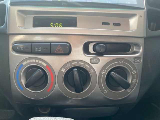 好開的代步車  便宜賣  車況優  配大螢幕安卓機  第7張相片