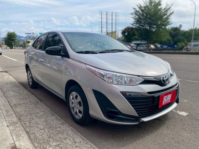 好開 沒什麼毛病 省油  SUM全省售後保固 循跡防滑  倒車雷達  第3張相片