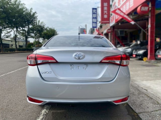 好開 沒什麼毛病 省油  SUM全省售後保固 循跡防滑  倒車雷達  第5張相片