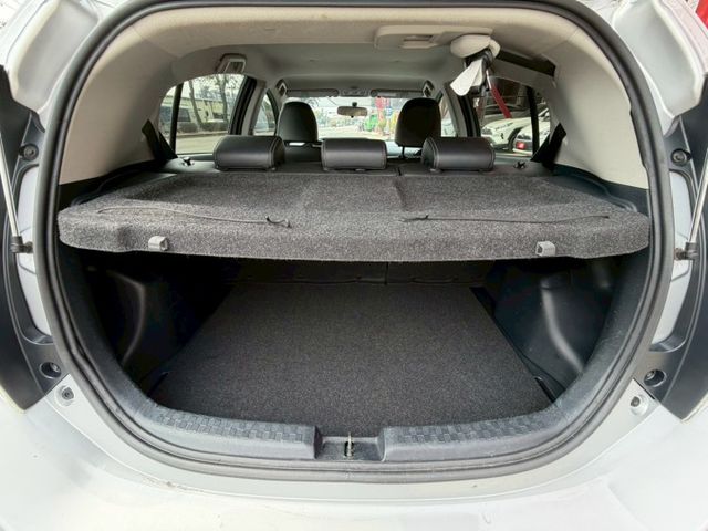 定速  I-KEY  盲點偵測  油電車 極致省油  第11張相片