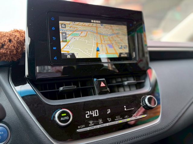 油電ALTIS 尊爵版 ACC跟車 盲點偵測 電動後視鏡 可認證  第17張相片