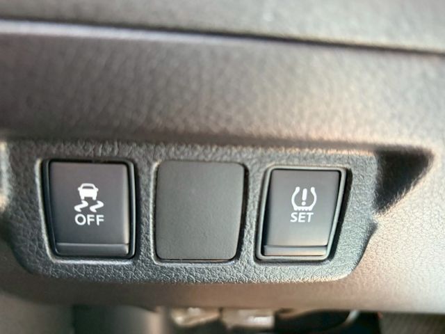 正一手車 低里程   TCS防滑  原版件  ISOFIX 車美價廉  第19張相片