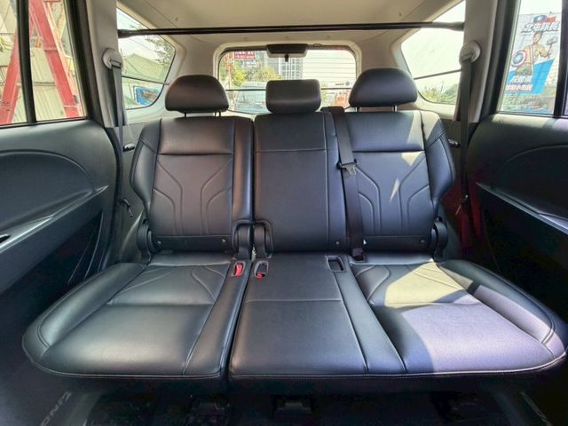 頂級旗艦版 定速 盲點偵測 導航 電動後視鏡 循跡防滑 光感應頭燈  第12張相片