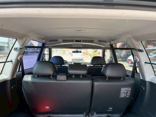 頂級旗艦版 定速 盲點偵測 導航 電動後視鏡 循跡防滑 光感應頭燈  第17張相片