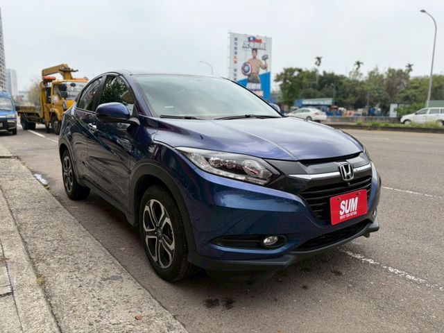 LED頭燈 360環景  電動尾門  電動後視鏡 純一手車 可認證 可保固  第3張相片