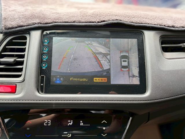 LED頭燈 360環景  電動尾門  電動後視鏡 純一手車 可認證 可保固  第11張相片