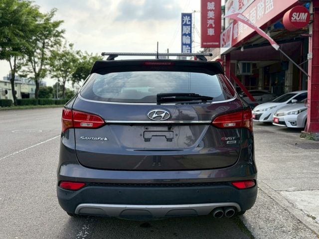 4WD 柴油大扭力 省油省稅金  全景天窗   電動椅  第4張相片