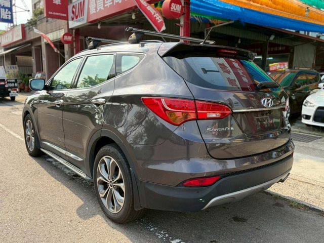 4WD 柴油大扭力 省油省稅金  全景天窗   電動椅  第5張相片