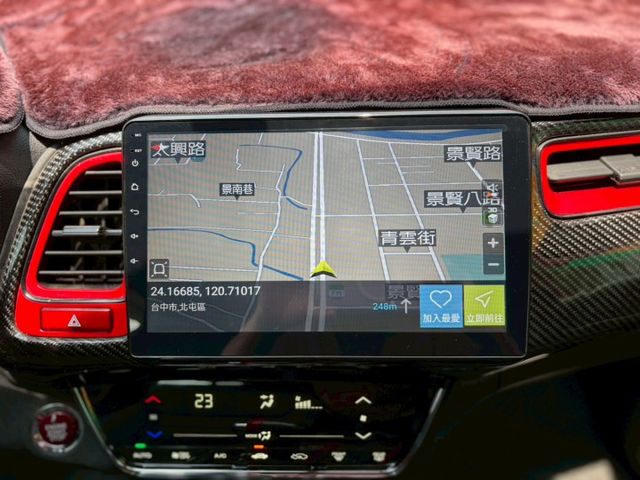 頂級s版  LED頭燈  TCS防滑 大螢幕導航  一手車  第12張相片