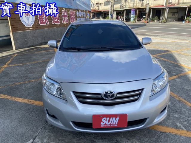 鈑件原里程保證頂級V版手自排I-KEY天窗恆溫快控鍵定速 HID頭燈妥善率好省油經濟實惠優質代步首選中型轎車款  第2張相片