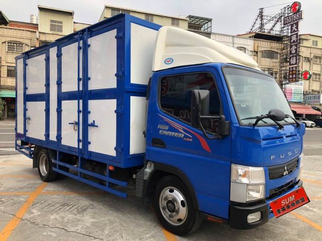 一手車 鈑件原 里程保證 車況優 14呎 超長型 好開 耐操 馬力大 乘載貨物量多 室內皆保持乾淨 認證車 有保固可貸款  第3張相片