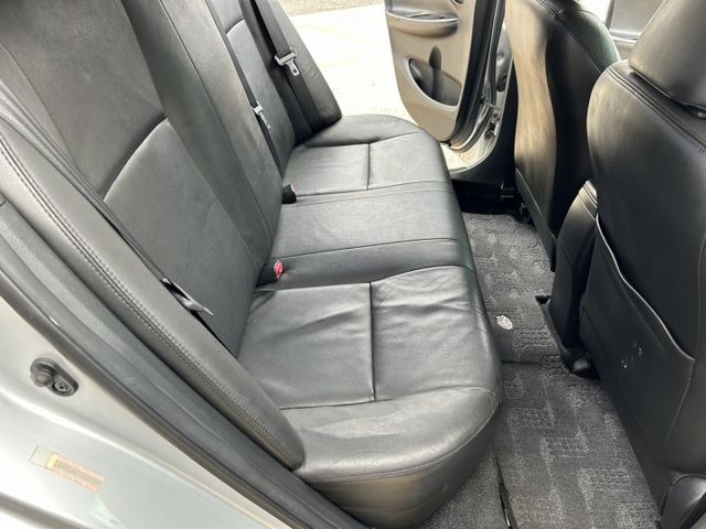 鈑件原 里程保證 車況優 妥善率好 故障率低 維修費省 底盤無異音 機能件皆正常 認證車 可貸款  優質代步首選中型轎車  第9張相片
